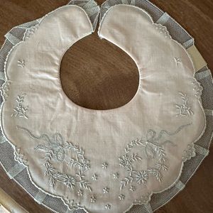 Vintage baby bib. 1940’s WW II